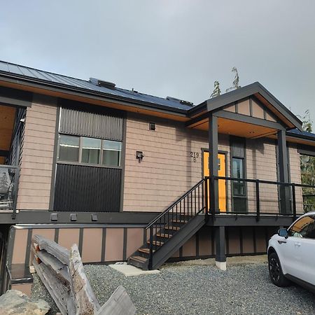 Wild Coast Wilderness Resort Port Renfrew Buitenkant foto