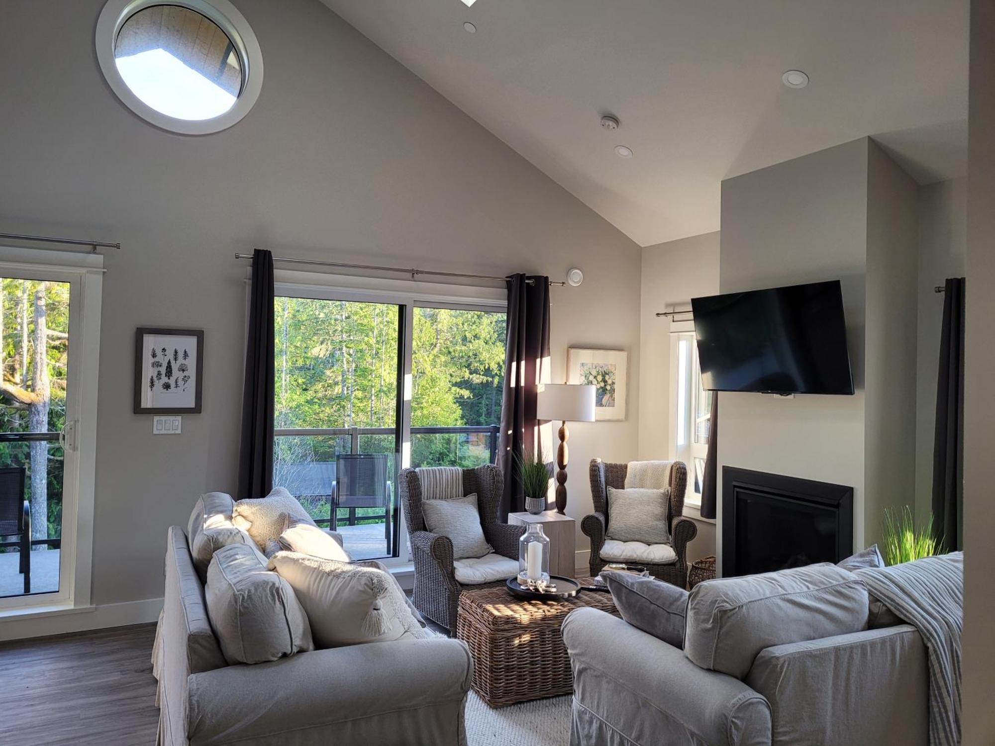 Wild Coast Wilderness Resort Port Renfrew Buitenkant foto