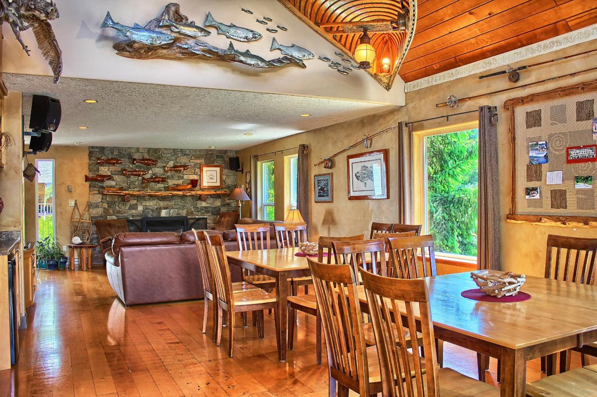 Wild Coast Wilderness Resort Port Renfrew Buitenkant foto