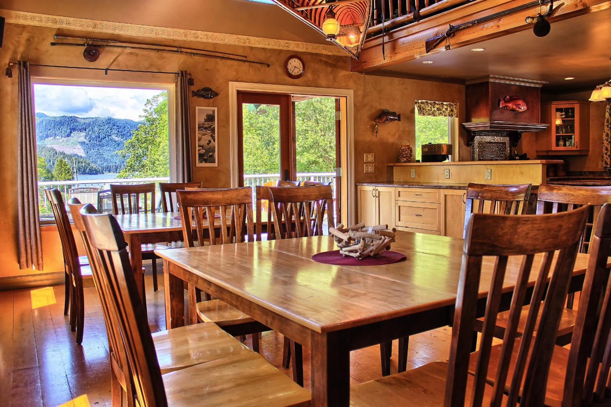 Wild Coast Wilderness Resort Port Renfrew Buitenkant foto