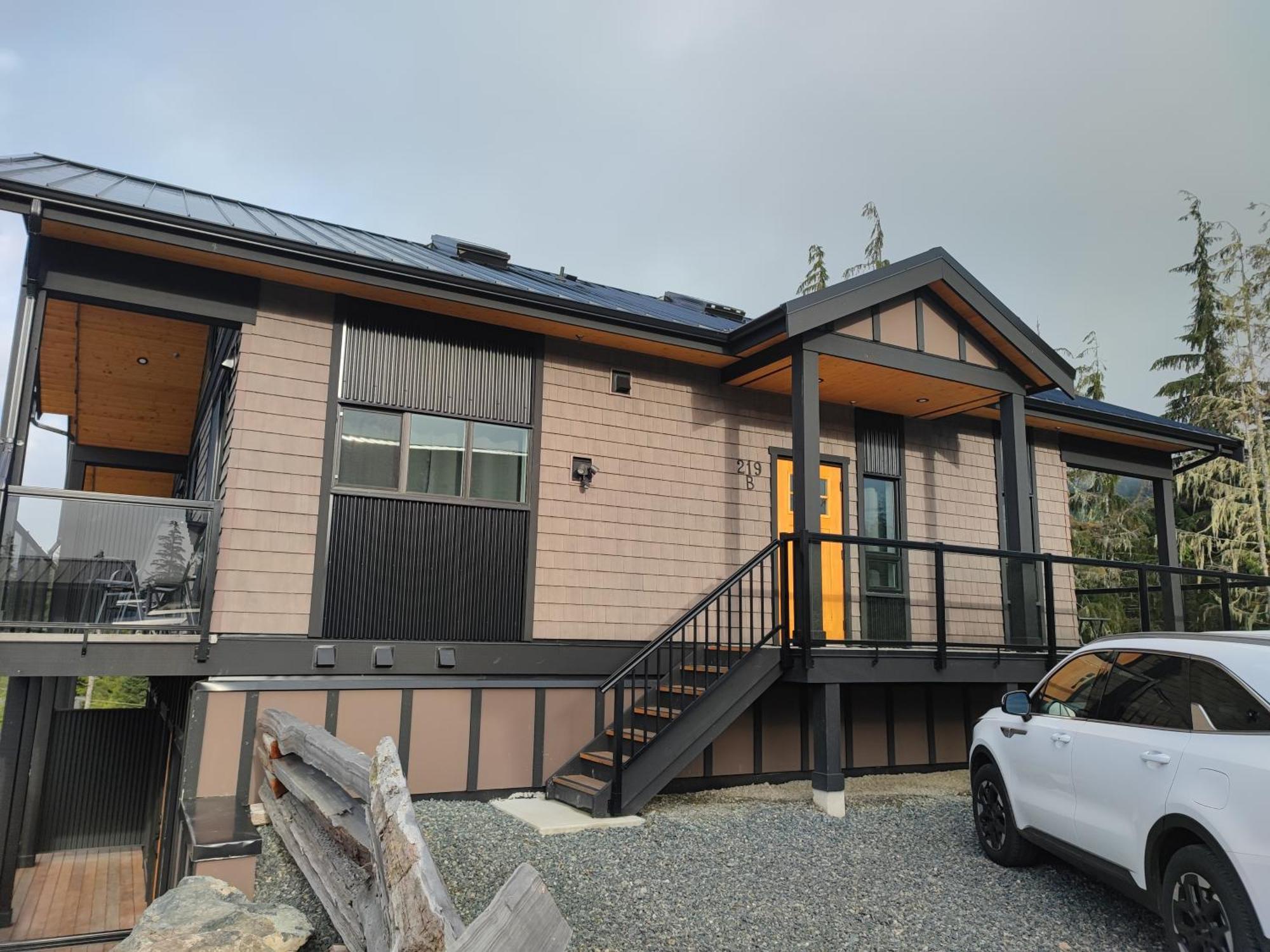 Wild Coast Wilderness Resort Port Renfrew Buitenkant foto